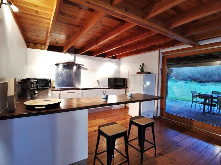 Cottage Les Pyrenees Au Bord De L'Eau Barbazan ภายนอก รูปภาพ