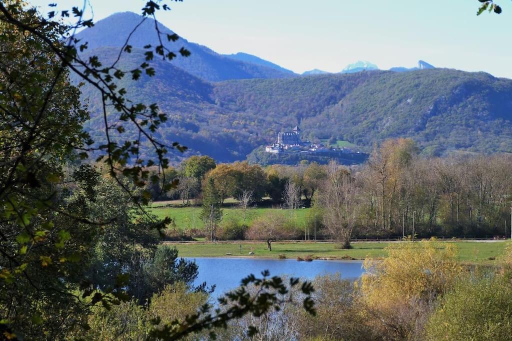Cottage Les Pyrenees Au Bord De L'Eau Barbazan ภายนอก รูปภาพ